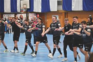 Kopřivničtí házenkáři otočili čtvrtfinále s Duklou Praha a po 29 letech postoupili do semifinále extraligy. FOTO: M. HAVRAN