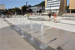 První test vodních prvků v revitalizovaném centru proběhl v druhé polovině července.
