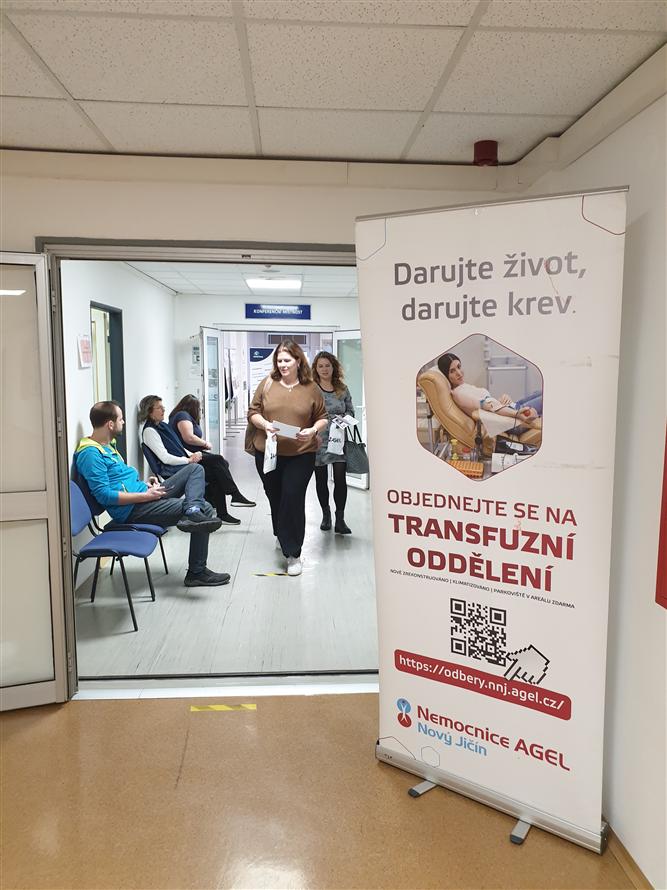Daruj krev se Zdravým městem Kopřivnice - mobilní odběrový tým na radnici, říjen 13
