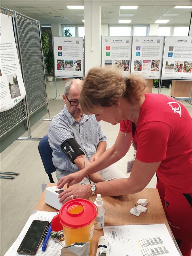 Daruj krev se Zdravým městem Kopřivnice - mobilní odběrový tým na radnici, říjen 2
