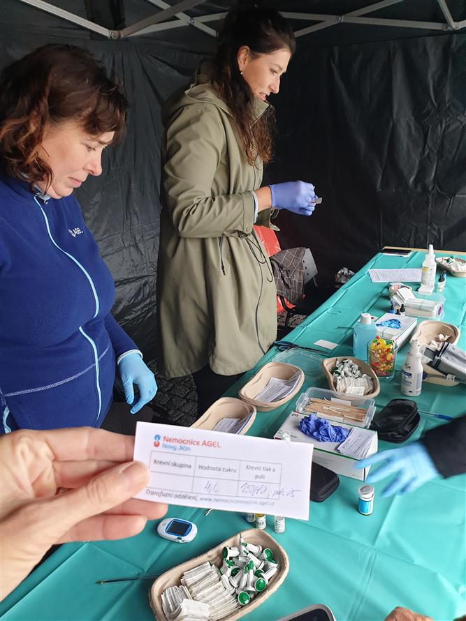 Farmářský trh s myklogogickou poradnou a stanem zdraví 11