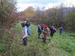 Keře, plody, kořeny - procházka s bylinkářem 2