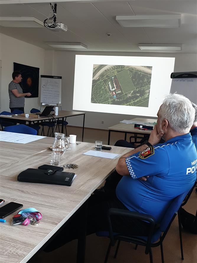 Kulatý stůl na téma Psí útulek Kopřivnice 14