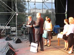 oslavyvecer200820080823175007003