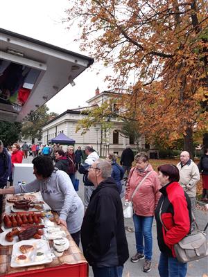 Podzimní dny zdraví (Farmářský trh, měření tělesných hodnot, mykologická poradna) 9