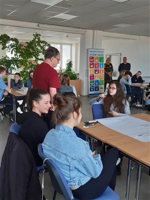 Školní fórum ZŠ 17. listopadu 15