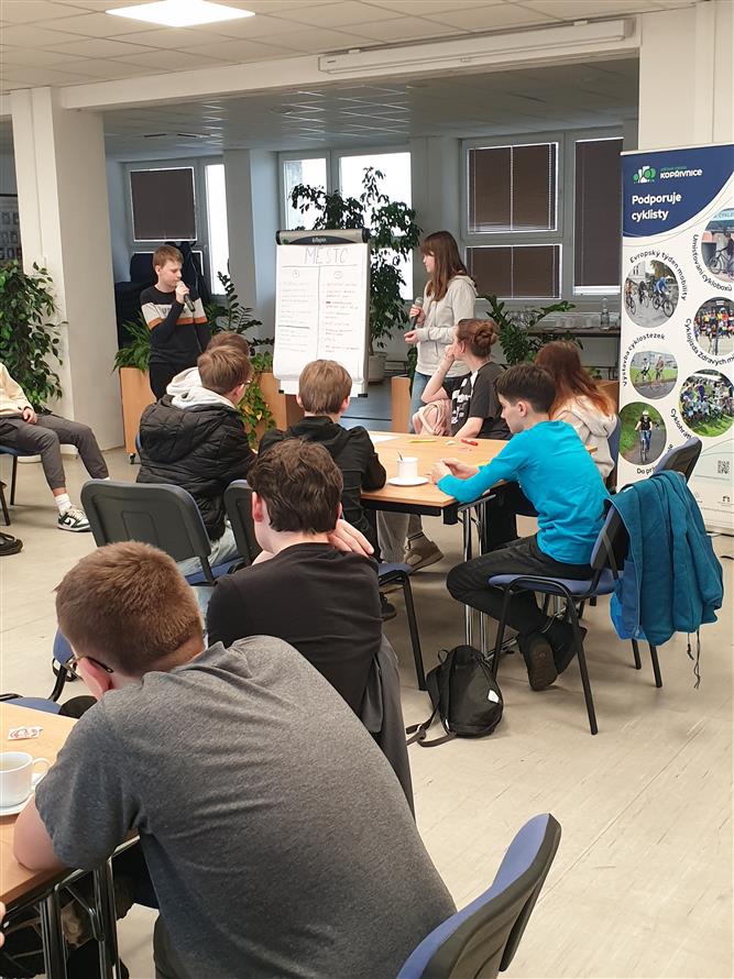 Školní fórum ZŠ Emila Zátopka 6 6