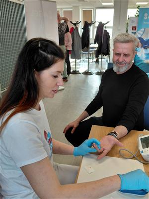 Daruj krev se Zdravým městem Kopřivnice - mobilní odběrový tým na radnici, březen 1