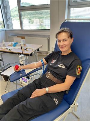 Daruj krev se Zdravým městem Kopřivnice - mobilní odběrový tým na radnici, červen 2