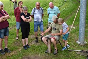 WORKSHOP sečení a naklepávání kosy - projekt Rozmanitostí k rovnováze 13
