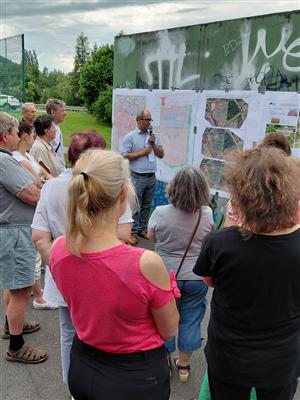 Veřejné projednání odstavného parkoviště a průchodu mezi ulicí Mírovou a hřištěm Na Luhách 12