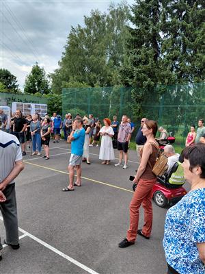 Veřejné projednání odstavného parkoviště a průchodu mezi ulicí Mírovou a hřištěm Na Luhách 8