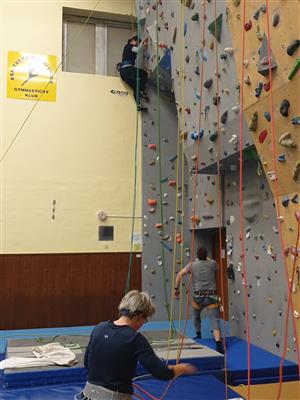 Do práce na kole - V triku na stěnu 12