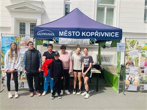 Fairtradový stan na květnovém farmářském trhu 17