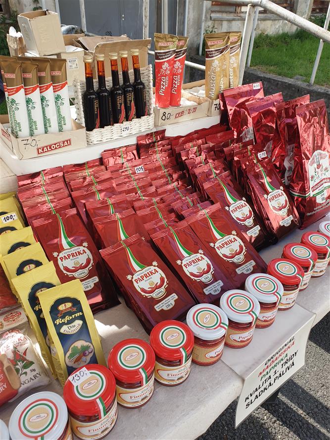 Fairtradový stan na květnovém farmářském trhu 8