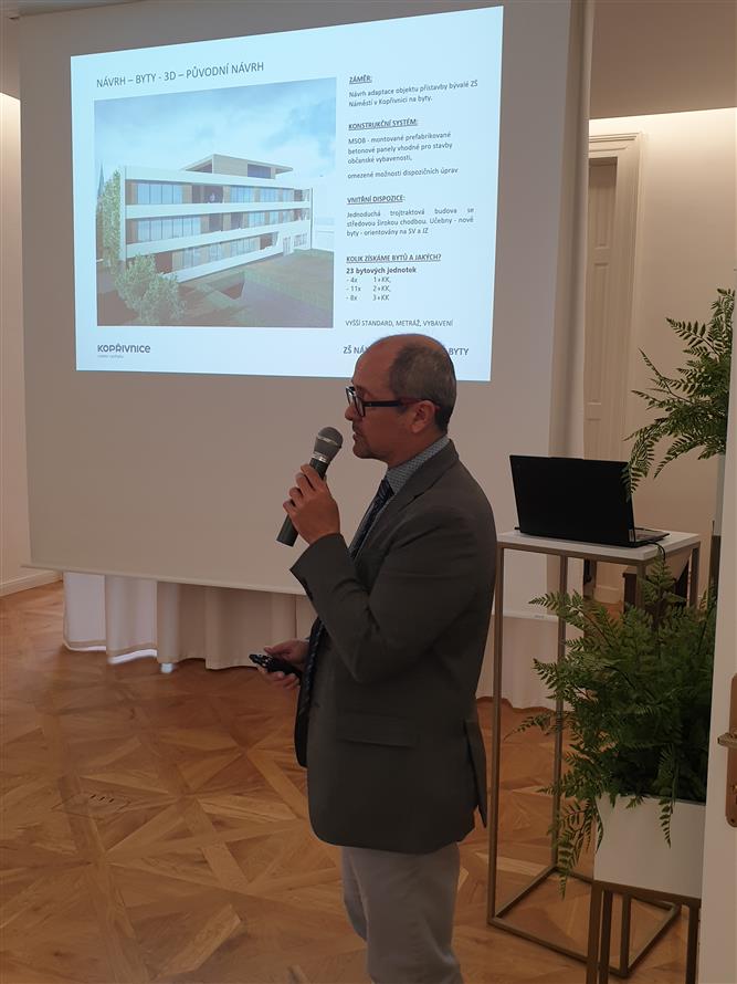 Veřejné projednání Rekonstrukce přístavby ZŠ Náměstí na byty 5