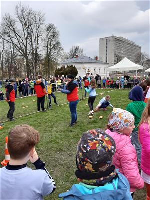 Den Země v Sadu E. Beneše