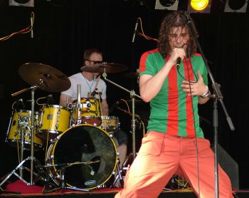 Jednou z kapel, které minulou sobotu bavily publikum příborského festivalu Music Freud, byli i zlínští Šufunky Gang. <br/>                                                                                        
FOTO: DAVID MACHÁČEK
