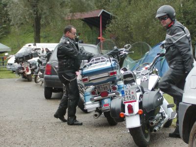 Na sraz motorkářů se do Lubiny sjela více než stovka lidí. K vidění byly motorky různých značek, od těch nejlevnějších až po nákladné stroje na dvou kolech.<br/>                               
FOTO: DANA HOĎÁKOVÁ
