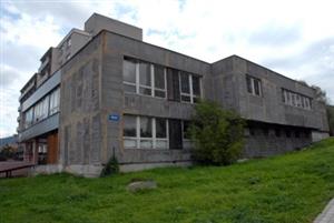 Zda se k budově střediska sociálních služeb dostaví domov důchodců, nebo se celý objekt zrekonstruuje, se uvidí po volbách. <br/>
FOTO: DAVID MACHÁČEK