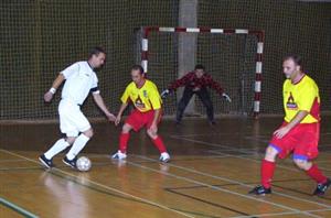 Futsalisté štramberského týmu S.A.R.S. v posledním utkání šestého kola krajského přeboru porazili Atletico Tequila 3:2 po soustředěném výkonu.<br/>                                  
FOTO: ONDŘEJ ZAPLETAL

