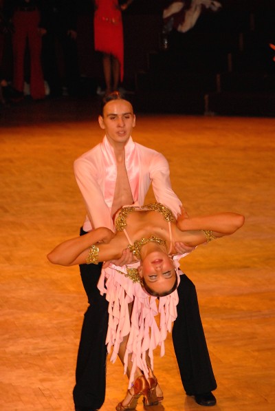 Jakub Rezner a Kateřina Štalmachová z Akcentu Ostrava aspirovali na vítězství v soutěži třídy A letošní Tatry. Nakonec podlehli klubovým kolegům Gatnerovi s Houšťavovou.<br/>        FOTO: DAVID MACHÁČEK