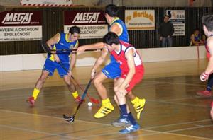 Kopřivničtí florbalisté v sobotním duelu s Jihlavou prohrávali 2:4, ale nakonec vybojovali bod za remízu 4:4.<br/>                                                                                                
FOTO: DAVID MACHÁČEK
