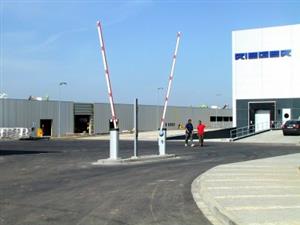 Brány závodu společnosti Rieger v Kopřivnici se otevřely. Společnost začala s rozjezdem výroby už v posledních dnech minulého roku.<br/>                                                        
FOTO: DAVID MACHÁČEK
