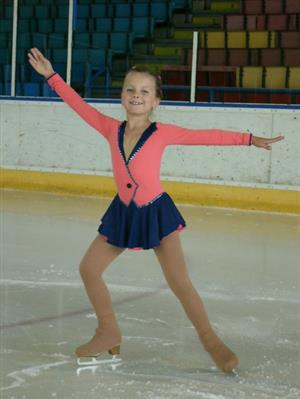 Kopřivnická krasobruslařka Michaela Milčinská skončila třetí na Beskydské piruetě v Třinci.<br/>FOTO: ARCHIV