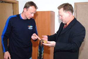 System.Linq.Enumerable+<TakeIterator>d__25`1[System.Char]