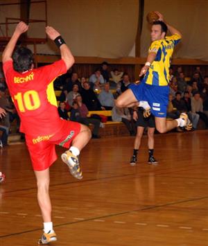 Karel Hanzelka bude i v letošní sezoně jednou z nejvyšších spojek kopřivnického týmu.<br/>ILUSTRAČNÍ FOTO: DAVID. MACHÁČEK