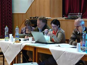 Radka Chalúpková seznamovala na veřejných projednáváních přítomné s návrhem Strategického plánu.<br/>                  
FOTO: DANA HOĎÁKOVÁ
