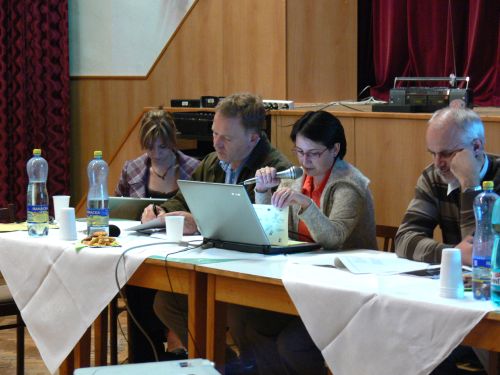 Radka Chalúpková seznamovala na veřejných projednáváních přítomné s návrhem Strategického plánu.<br/>                  
FOTO: DANA HOĎÁKOVÁ
