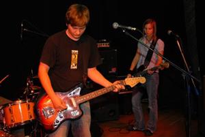 Kapela The Mood byla jedním z hostů klubového festivalu Monkey Fest. Klub Nora jej na dvou scénách hostil v pátek 28. září a kromě milovníků Indie si na své přišli i tancechtiví.<br/>   
FOTO: D. MACHÁČEK
