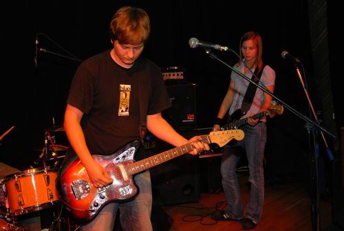 Kapela The Mood byla jedním z hostů klubového festivalu Monkey Fest. Klub Nora jej na dvou scénách hostil v pátek 28. září a kromě milovníků Indie si na své přišli i tancechtiví.<br/>   
FOTO: D. MACHÁČEK
