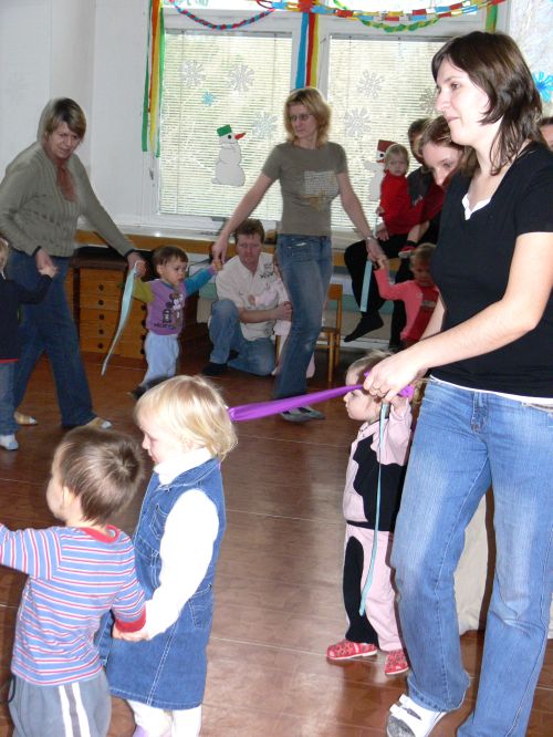 Kopřivnické Mateřské centrum Klokan, které patří k nejlepším zařízením svého druhu v republice, oslavilo desáté výročí za plného provozu.<br/>
FOTO: ILONA MAZALOVÁ
