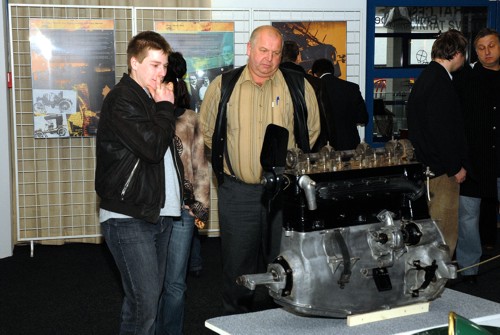 Výstava o Hansi Ledwinkovi má svou premiéru v kopřivnickém muzeu, už je ale naplánováno i vystavení v řadě evropských měst.<br/>
FOTO: DAVID MACHÁČEK