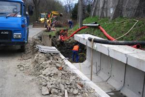 System.Linq.Enumerable+<TakeIterator>d__25`1[System.Char]