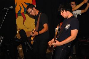 Kapela Black Heart Rebellion z Belgie v Kopřivnici zahraje už podruhé. Vloni si na její koncert našlo cestu jen pár lidí, kdo ho ale viděl, nelitoval.<br/>                                                   
FOTO: DAVID MACHÁČEK
