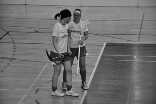 Florbalistky FBC Vikings Kopřivnice na první vítězství ve druhé lize stále čekají. V posledním turnaji doma podlehly Vítkovicím B a Orlové.   <br/>       
FOTO: JANA FEILHAUEROVÁ
