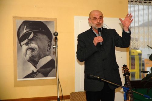 Jan Ruml byl jedním z účastníků třináctého pokračování diskuzního fóra občanů a osobností společenského života s masarykovským tématem.<br/>
FOTO: DAVID MACHÁČEK
