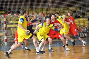 Extraligový tým Kopřivnice je se sezonou 2008/09 relativně spokojený, s Jičínem (zápas na snímku) ale zrovna dobrou bilanci nemá. Třikrát mu podlehl a jen jednou vyhrál.<br/> 
FOTO: JANA FEILHAUEROVÁ
