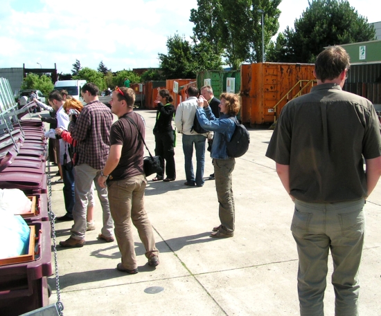 Jedním z míst, které si čeští úředníci v rámci studijní cesty prohlédli, byl sběrný dvůr odpadu v městě Lokerenu.<br/>
FOTO: HYNEK RULÍŠEK
