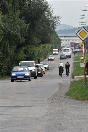 Dlouho diskutovaná koupě ulice Panské bude jedním z témat dnešního zasedání zastupitelstva města. Radnice plánuje na rušné ulici vybudovat chodník a cyklostezku.<br/>
FOTO: DAVID MACHÁČEK
