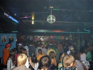 System.Linq.Enumerable+<TakeIterator>d__25`1[System.Char]