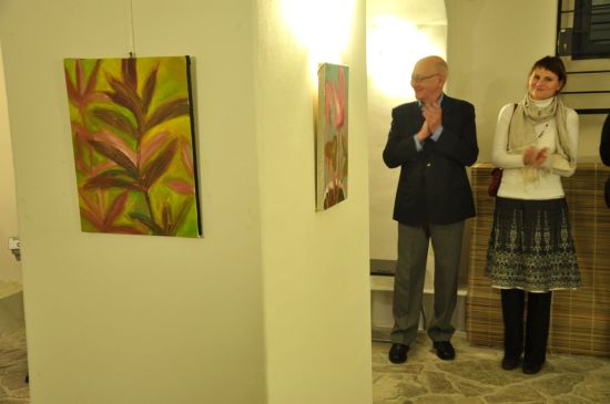 Ostravská výtvarnice Ivana Peřinová se vrátila do Galerie Ve vile, tentokrát zde vystavuje svůj soubor maleb nazvaných Květliny.
FOTO: DAVID MACHÁČEK
