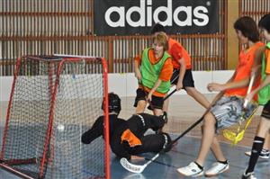 Florbalové týmy základních škol bojovaly ve středu 25. listopadu na palubovce ZŠ E. Zátopka o postup do okresního finále Orion Florbal Cupu.
FOTO: JANA FEILHAUEROVÁ
