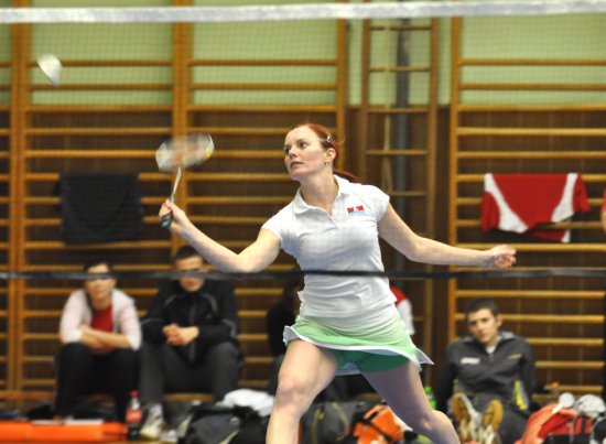 Martina Bajerová z kopřivnického badmintonového A týmu byla v sezoně oporou hlavně ve čtyřhrách, v posledním kole si ale zahrála i dvouhru.
FOTO: JANA FEILHAUEROVÁ