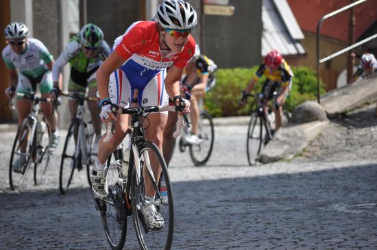 Holanďanka Marianne Vosová vyhrála v závodě Světového poháru Gracia Orlová 2010 nejen úvodní etapu vedoucí z Dětmarovic na dlážděné náměstí ve Štramberku, ale nakonec pětietapové klání s cílem v Orlové vyhrála i celkově. 
FOTO: JANA FEILHAUEROVÁ