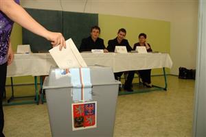 Volby do poslanecké sněmovny v Kopřivnici stejně jako před čtyřmi lety vyhrála ČSSD, mnoho důvodů k oslavám však neměla. Skutečnými vítězi voleb se dají označit nové strany - Věci veřejné a TOP 09.
FOTO: DAVID MACHÁČEK